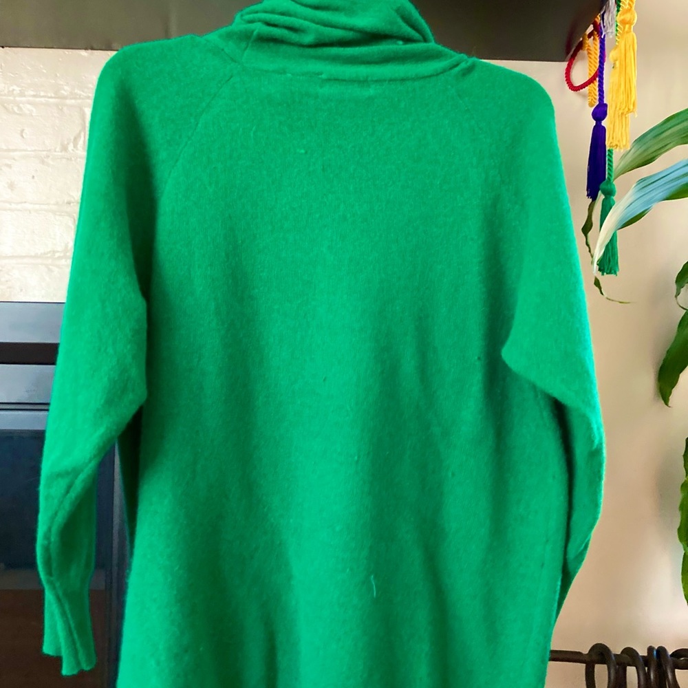 Claude Vernet Lambswool/Angora Kelly Green Sweater